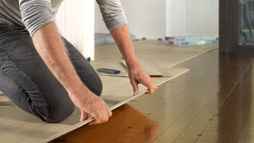 Een makkelijke manier om zelf je Click PVC vloer te leggen: Het Uniclic Kliksysteem van Quick-Step - Solza.nl
