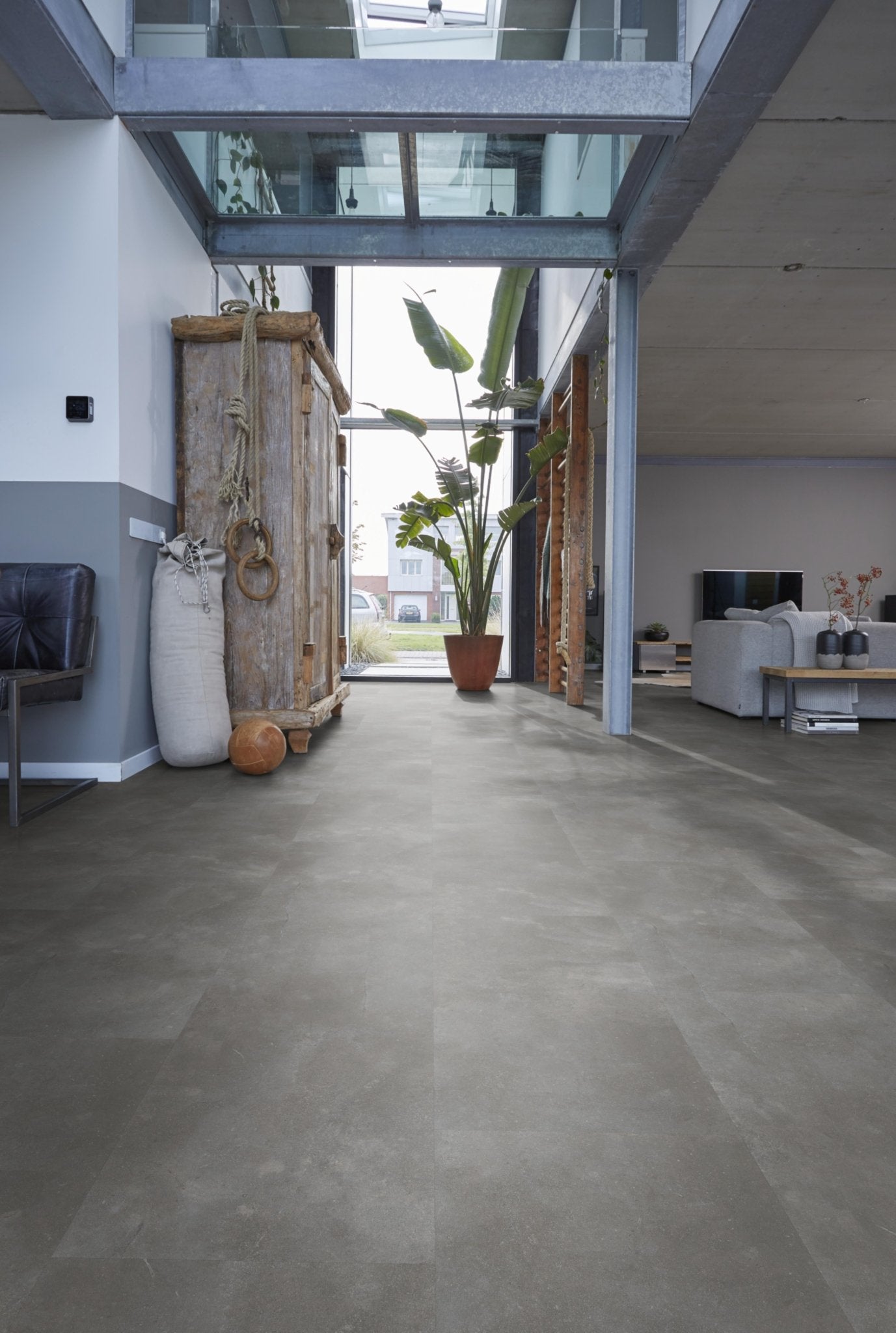 Floorlife Click PVC Tegel Ealing Dark Grey 7411 SRC - Natuursteenlook 91x45.5 cm - Solza.nl